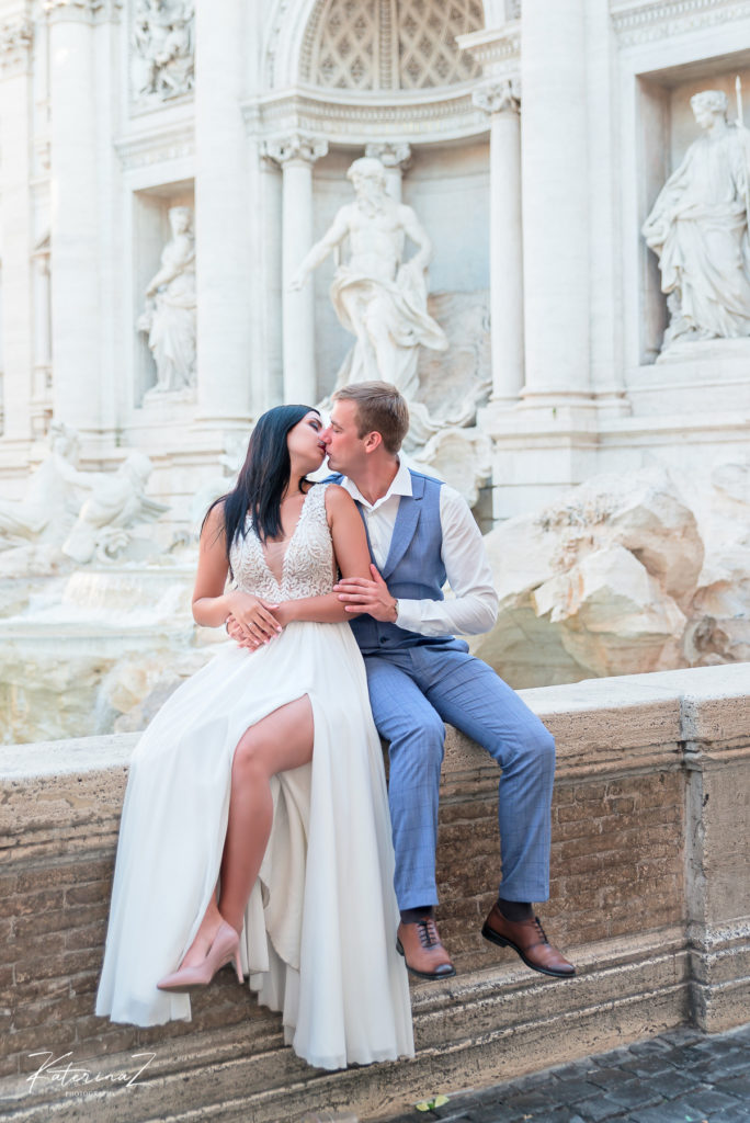 This image has an empty alt attribute; its file name is Post-wedding-photography-session-in-Rome-9-684x1024.jpg