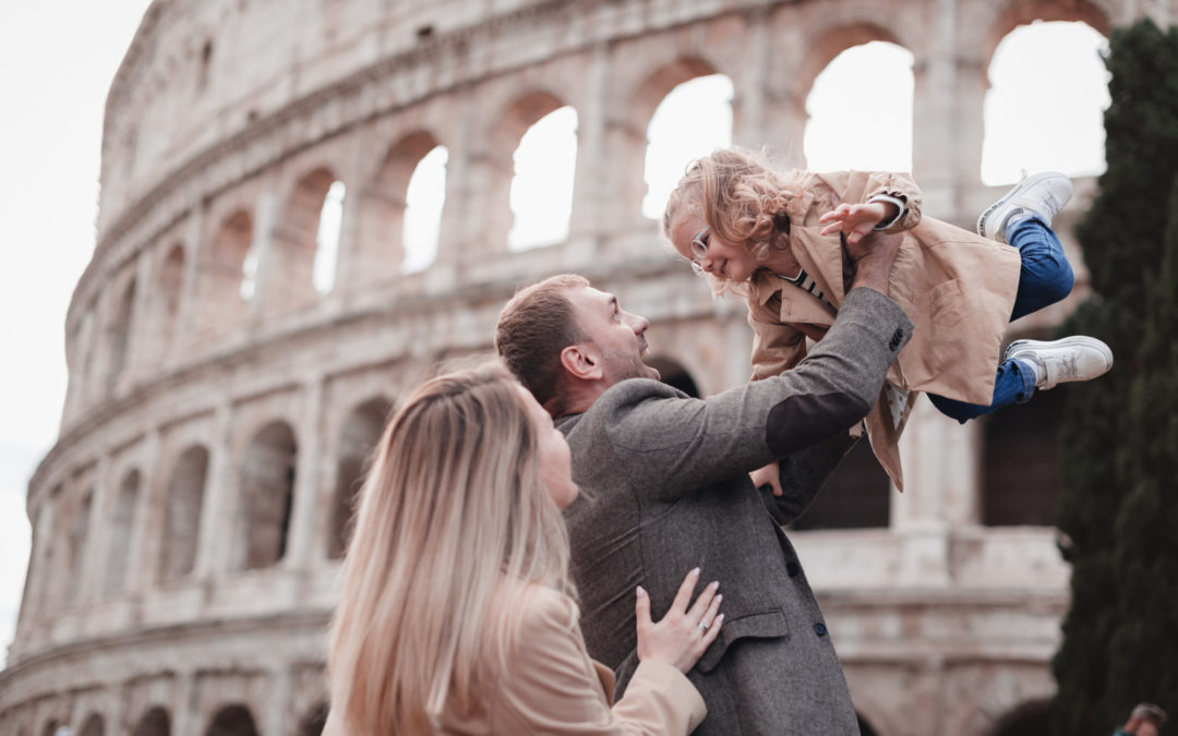 Family photos in Rome -Colosseum with photographer