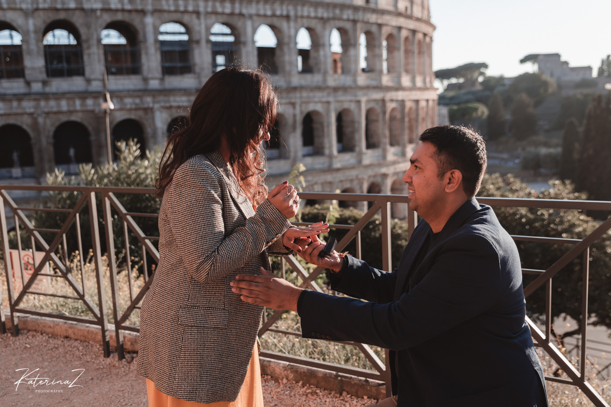 Surprise proposal Rome Colosseum Italy engagement photo KaterinaZ-3877